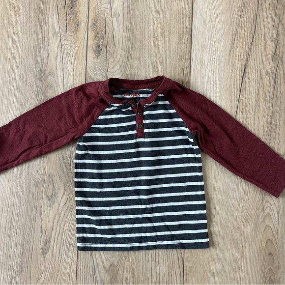 Cat & Jack striped long sleeve shirt - Picture 1 of 2